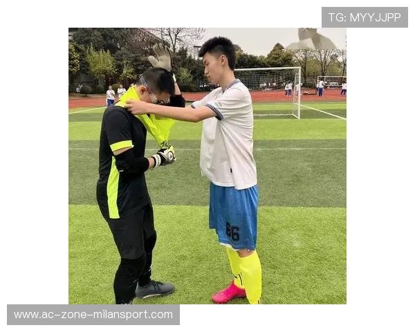 “高校足球联赛精彩纷呈，校际竞争激烈”，高校足球队排名